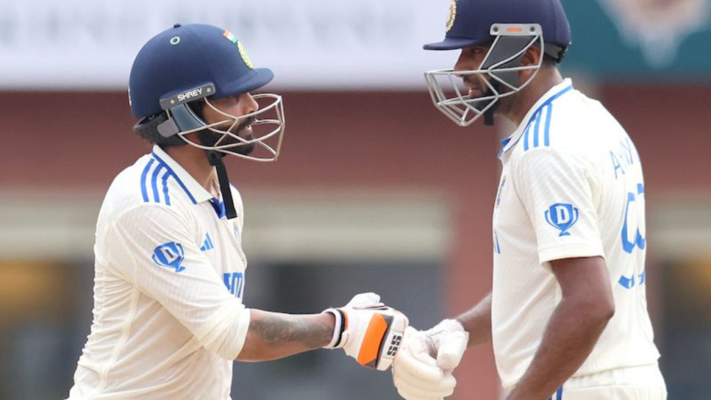 The duo has created an unbeaten partnership of 195 runs for seventh wicket.